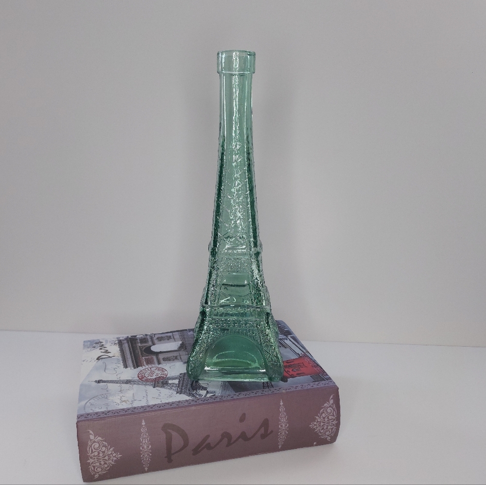 Wards Glass  Eiffel Tower Decanter Bottle - 10.5 Inch
